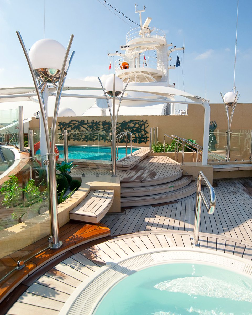 SoloCrucerosCom's tweet image. Este verano, ¡tu plan es el Mediterráneo! 😎🌊
 
Súbete al #MSCSplendida y descubre lo mejor de Francia e Italia mientras disfrutas del clima perfecto, gastronomía de primer nivel y todo el confort que te mereces. 🍝🍷✨
 
 📆 Salidas en mayo y junio
 ⚓ Desde Valencia, sin…