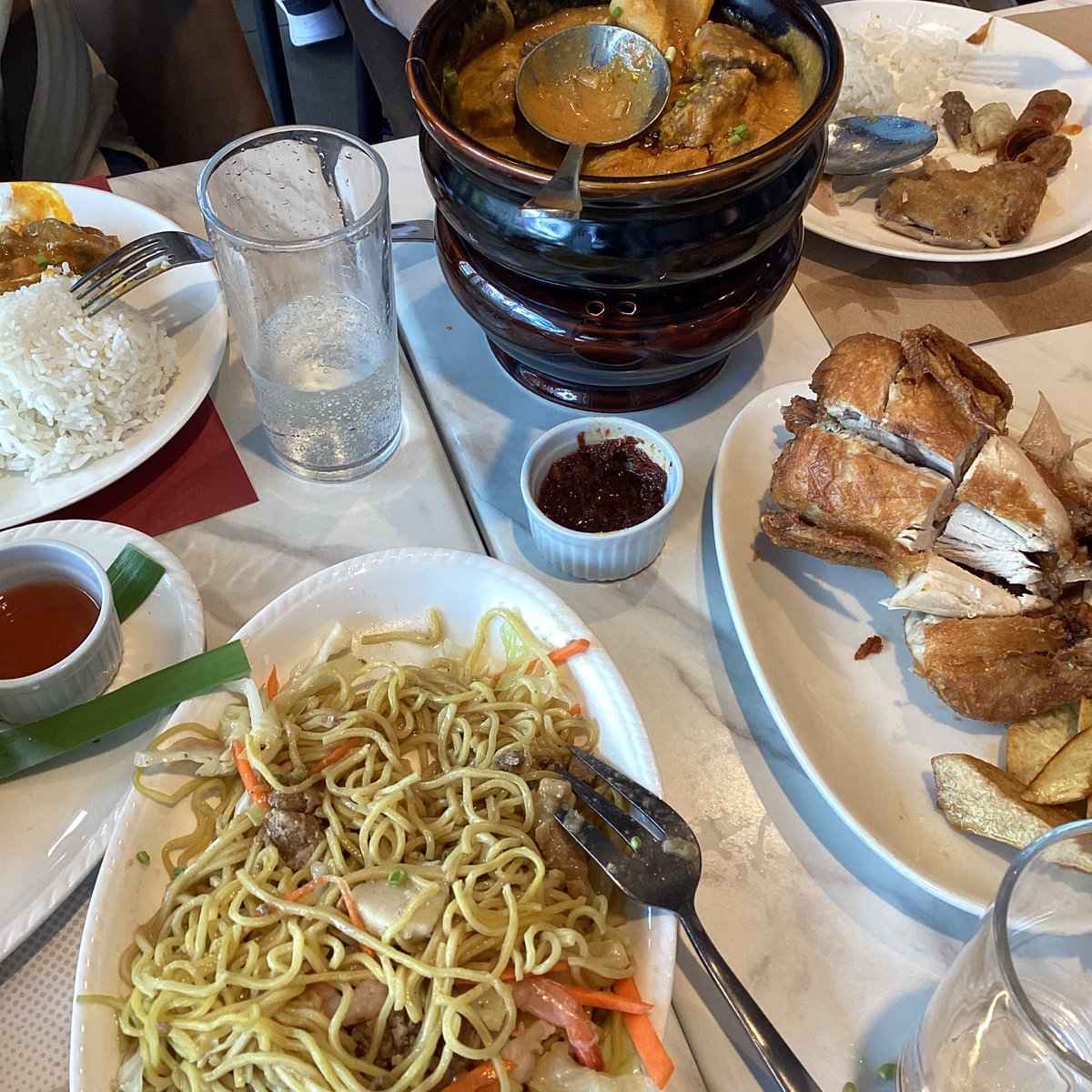 ry0zuve's tweet photo. I LOVE #EATTWT https://t.co/1qQksWo6Yy