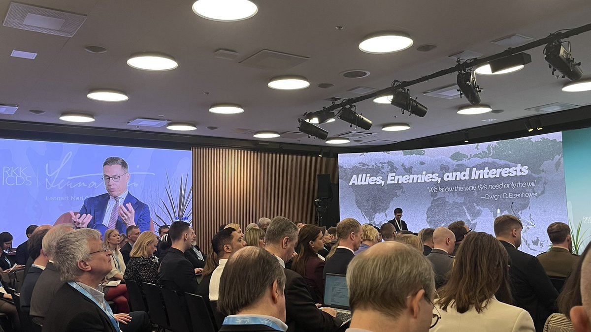 3 good points from #Finland President <a href="/alexstubb/">Alexander Stubb</a> at #LennartMeriConference by <a href="/ICDS_Tallinn/">ICDS Tallinn</a> (in reverse order): 1) take foreign policy as it is (not what you’d like it to be), 2) add “Values” to “ Allies, Enemies and Interests”, 3) Start your day with an #EspressoMacchiato 😎