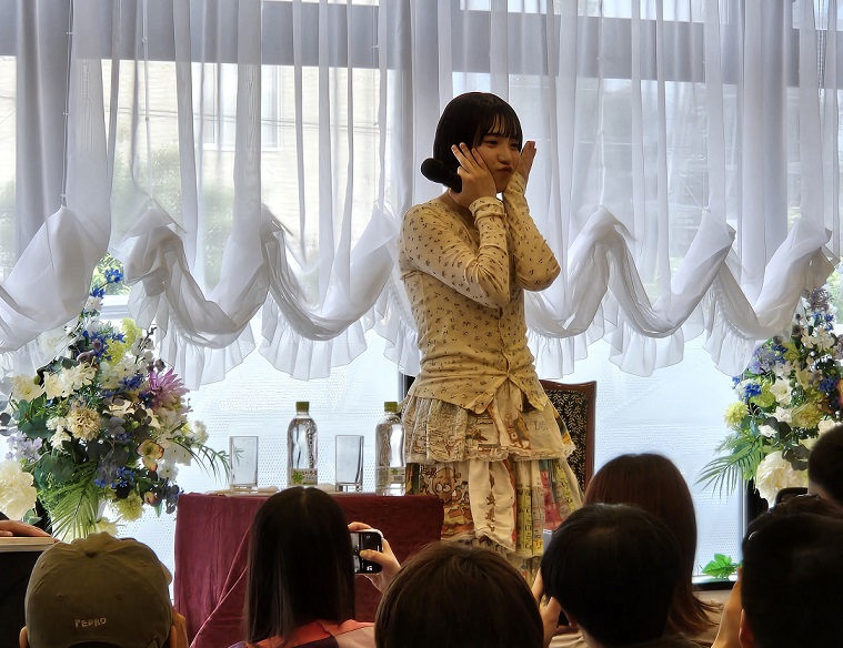 #コーチャンフォー新川通り店 にて開催した #アユニ・D さん初の撮り下ろし写真集『#執着』『#平熱』発売記念トークLive＆サイン会は大盛況で終了いたました‼️撮影秘話に会場も大盛り上がり✨
アユニ・Dさん、ご参加いただいた皆さま、ありがとうございました😍
#コーチャンフォー