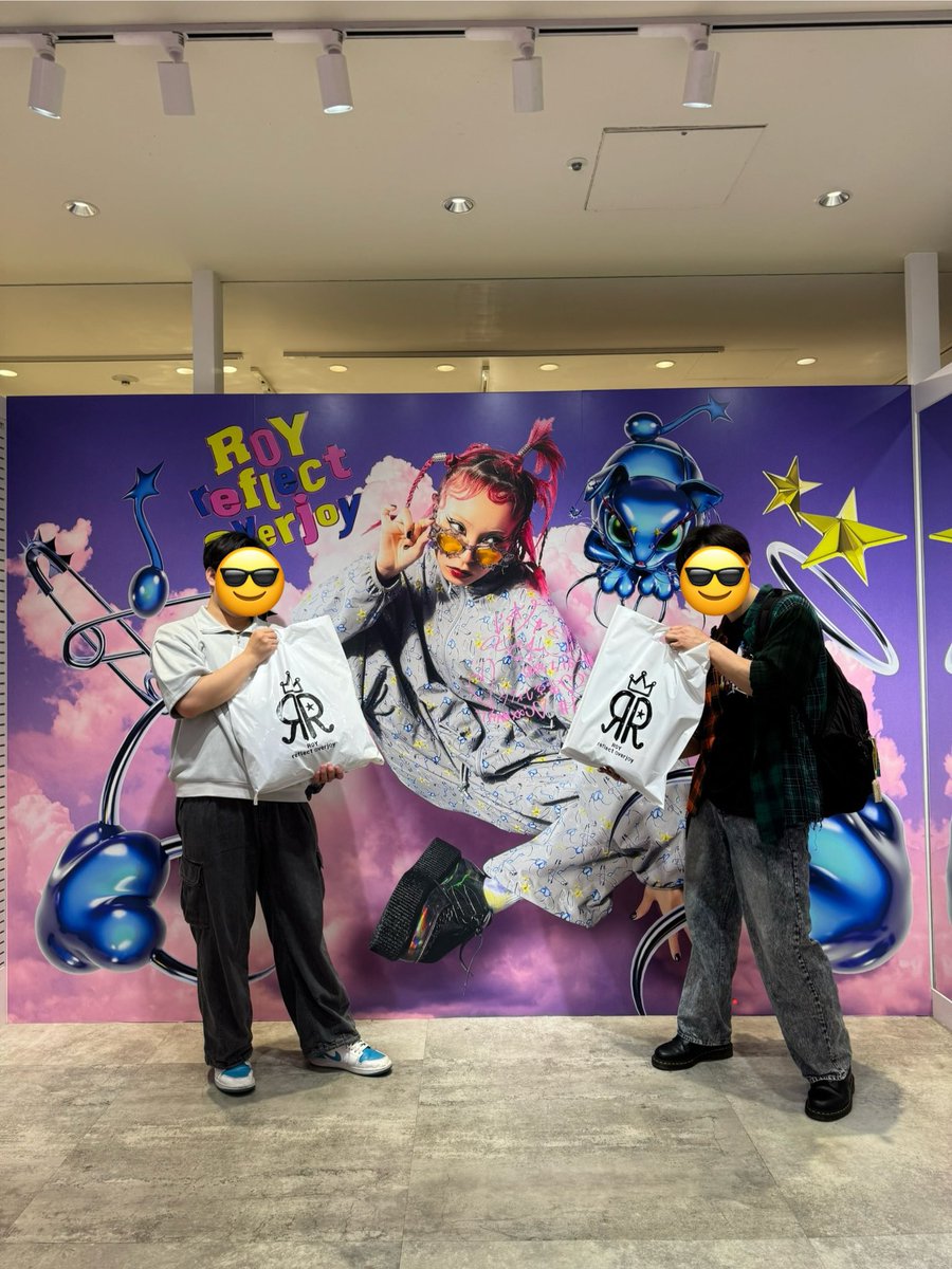 ROYポップアップストア行ってきました🙌
まさかのしょーごと遭遇🤣w

デニムもラスト1着買えて大満足✌️
店員さんも親切にしてくれてありがとうございました🙏✨

#LiSA
#ROY
#royreflectoverjoy