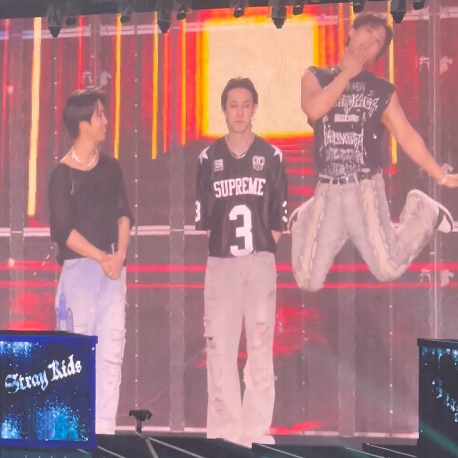 돼끼쨩 왜이리 무리햇어 또