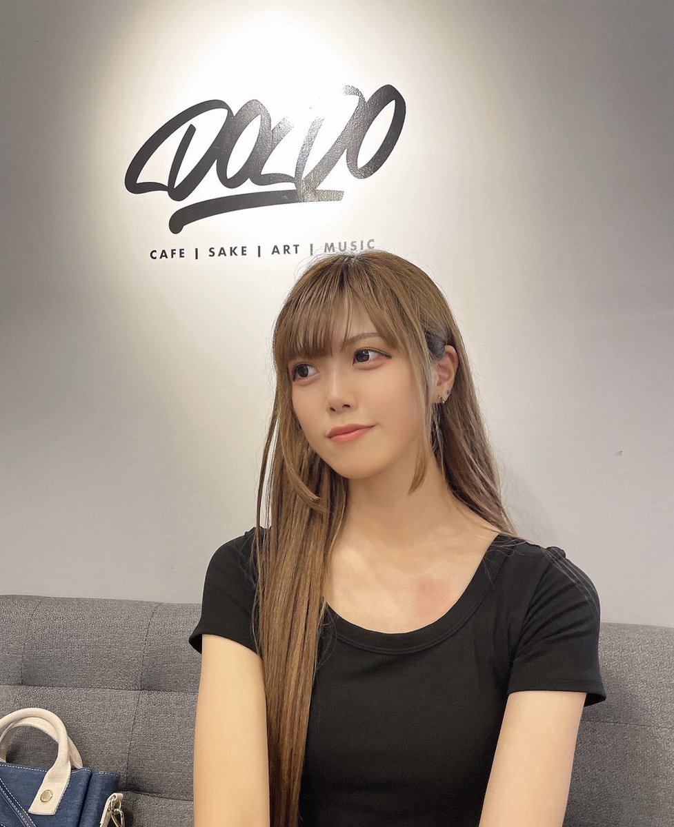 Ramune_ycgn's tweet photo. 大人なうちは どうですか?
#らむね #7月5日卒業式と誕生祭 #Cafedodo #名古屋アイドル #JK #いいねフォローしてね https://t.co/KxHZvOlHOm