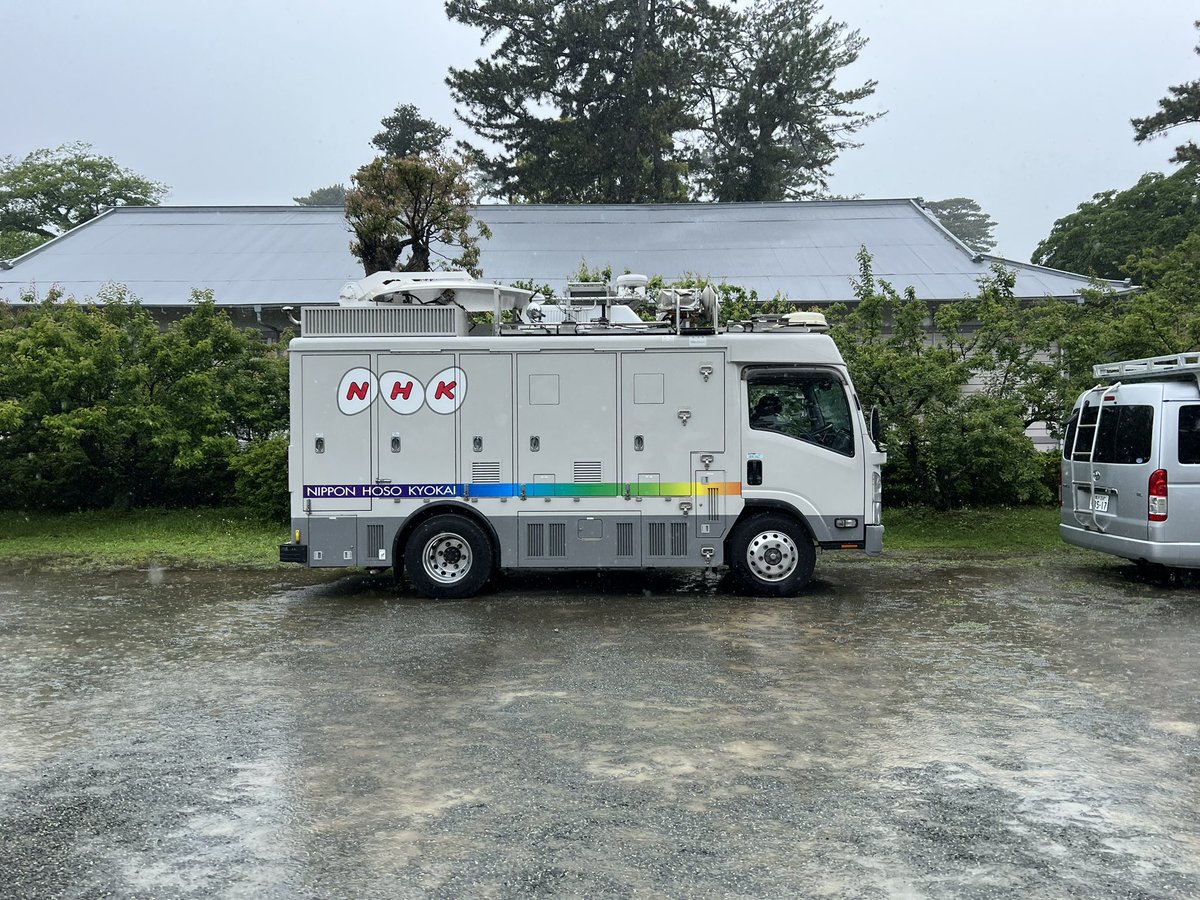 Katy_UR_Alpy3's tweet image. 過去参加回は暑さが

今回は雨と風でした

ハードルあると『負けね』となるよう産んでくれた母親に感謝です

スタートにNHKの車があったのを見て『おっ』

もう少し広まるといいな。100キロウォーク

#XW #東京エクストリームウォーク100 #TOKYOEXTREMEWALK100 #ウルトラウォーク #100キロウォーク