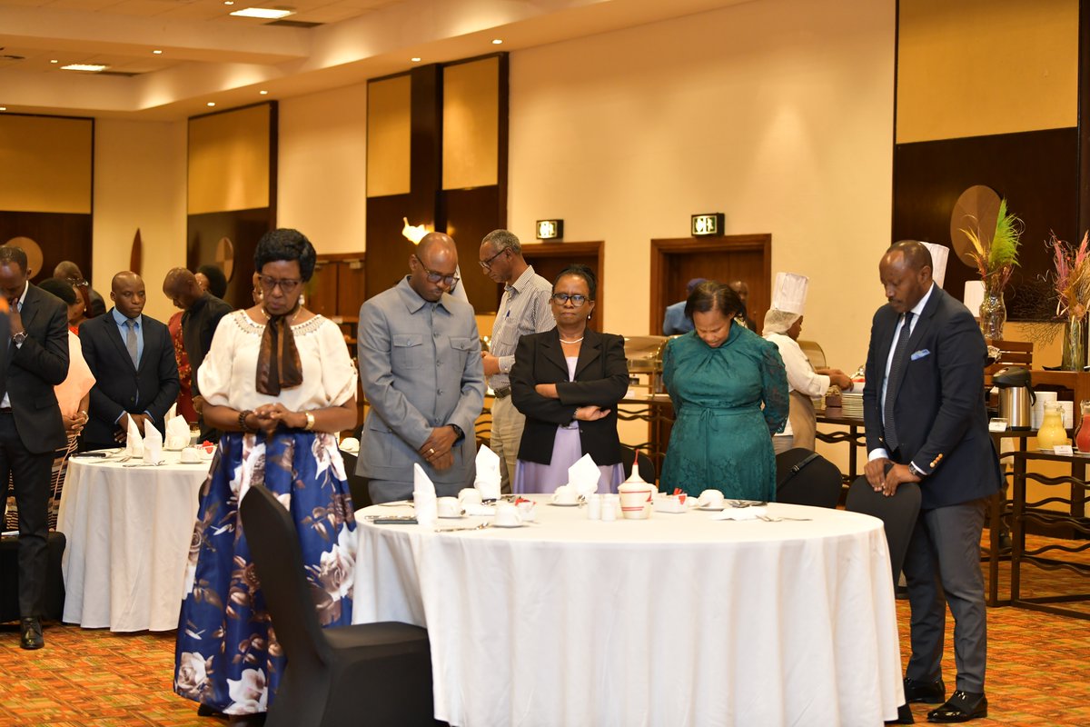 Leaders_Pray's tweet photo. Education is not just about filling minds, it is about shaping hearts. This Sunday, the Minister of State in @Rwanda_Edu joined education leaders and parents at the #RLF Prayer Breakfast, held under the theme: “Instilling Godly Values in the Next Generation.” https://t.co/JRcIf9K7e4