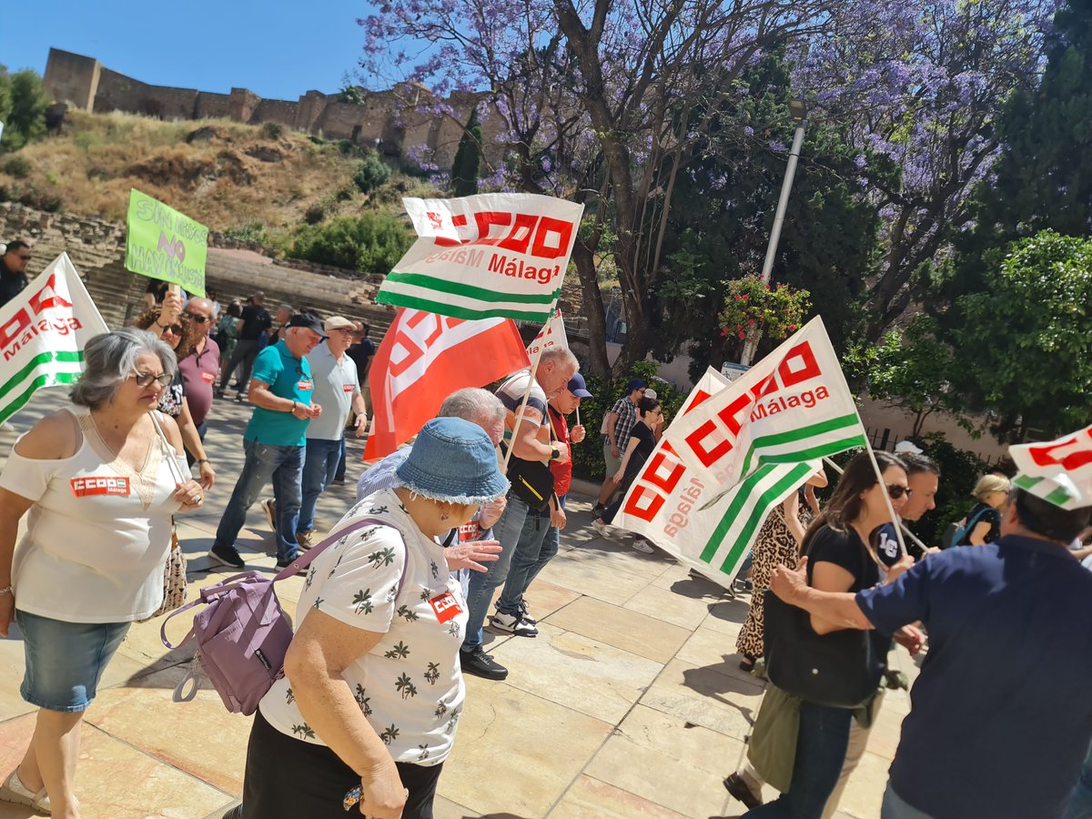 🔴Sabado17 mayo, en las calles de Málaga familias, docentes y ciudadanía en defensa la educación pública y por el aumento de medios para el alumnado con necesidades especiales <a href="/CCOOEnseMalaga/">CCOOEnseñanzaMálaga</a> <a href="/ccoomalaga/">CCOO MÁLAGA</a> participando y apoyando esta lucha💪gobierno <a href="/AndaluciaJunta/">Junta de Andalucía</a> responsable 😡
