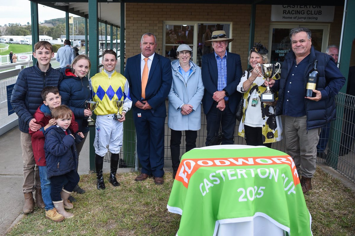 Country Racing tweet media