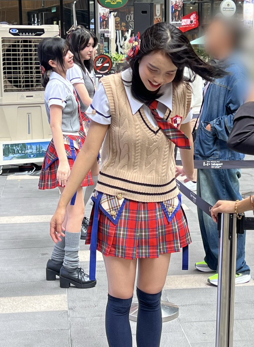 kyawawanobobsan's tweet image. 送風機が復活して全身に浴びるアマンダかわいいよ

18.05.2025 LaLaport BBCC
#KLP48 #AmandaKLP48 #MALF #KLPXMALF2025