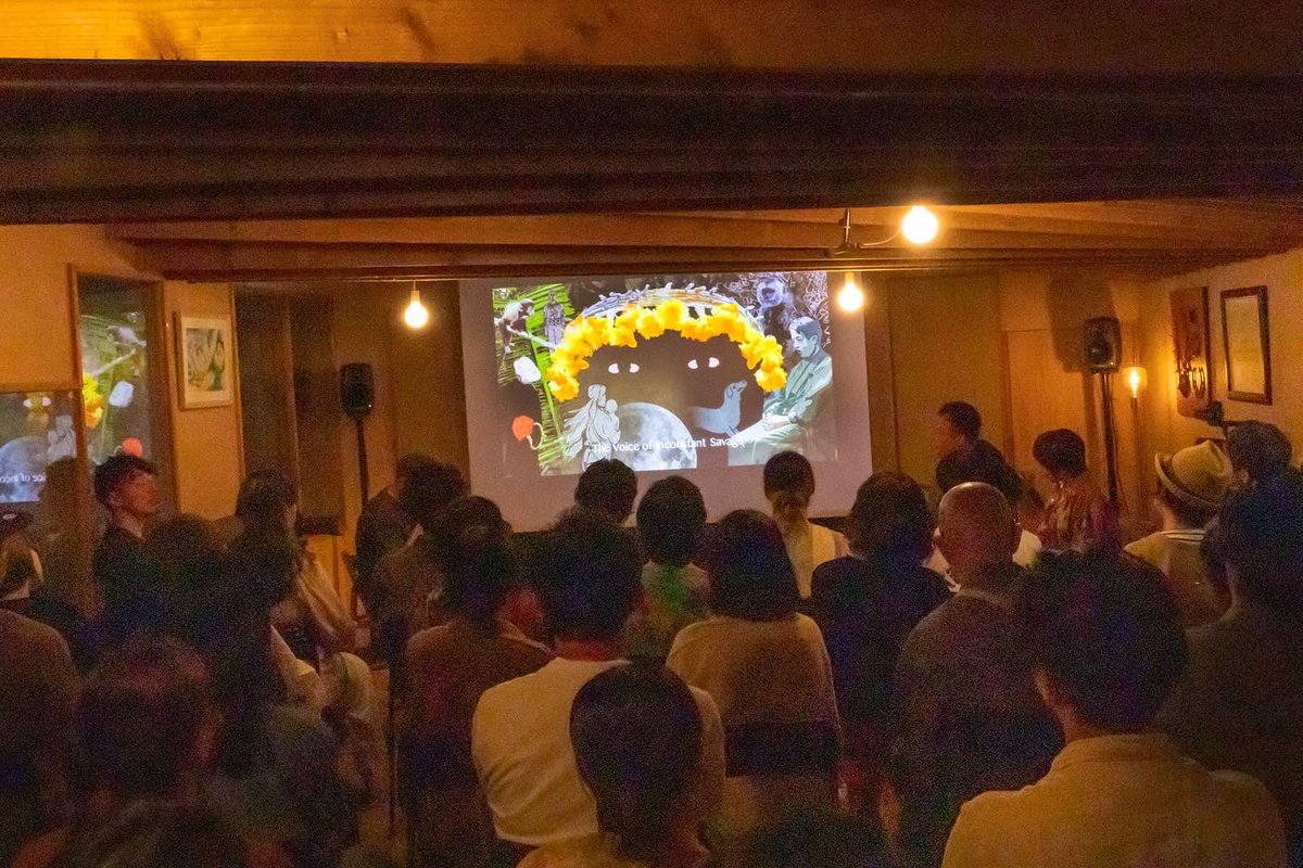 昨日大磯SALOで開催された森永泰弘さんとコムアイさんとのトークイベント「世界の終わりを先延ばしにするための音——声と音から広がる記録芸術」、満員御礼の充実した会になりました。お越しいただいたみなさまありがとうございました！尊敬できる友人ふたりとの会を大好きなSALOでやれて感無量でした。