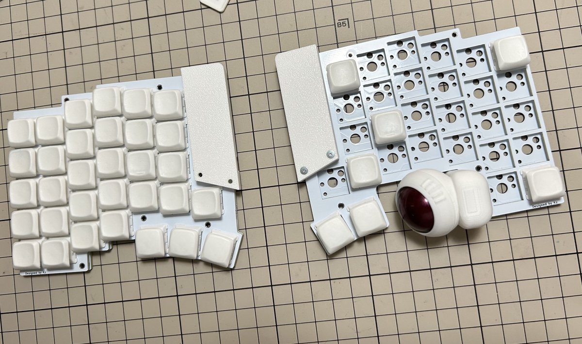 kazu_dob's tweet photo. #Keyballish
#Keyball61ish-μ
仮組み
作ってはみたけど、半田付けは、まだまだ先かも…時間取れない💦
(少し寝て、これ以上寝ると、夜がやばいと思って、体動かすために仮組みしました💦) https://t.co/VrDkWTky6Q