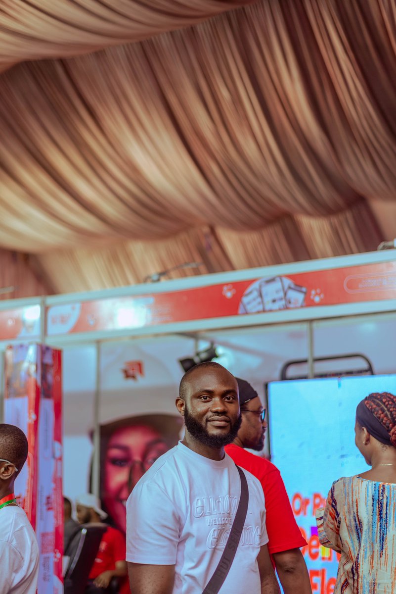 chriscodehead's tweet image. What an unforgettable experience at #EnuguTechFest2025! 🚀

Huge thanks to Gov. Dr. Peter Mbah for championing innovation &amp;amp; youth empowerment in Enugu! 🙌

From big ideas to bold moves — Enugu is ready to lead Nigeria’s digital future. 🌍💡

#EnuguRising  #Digital #TechInAfrica