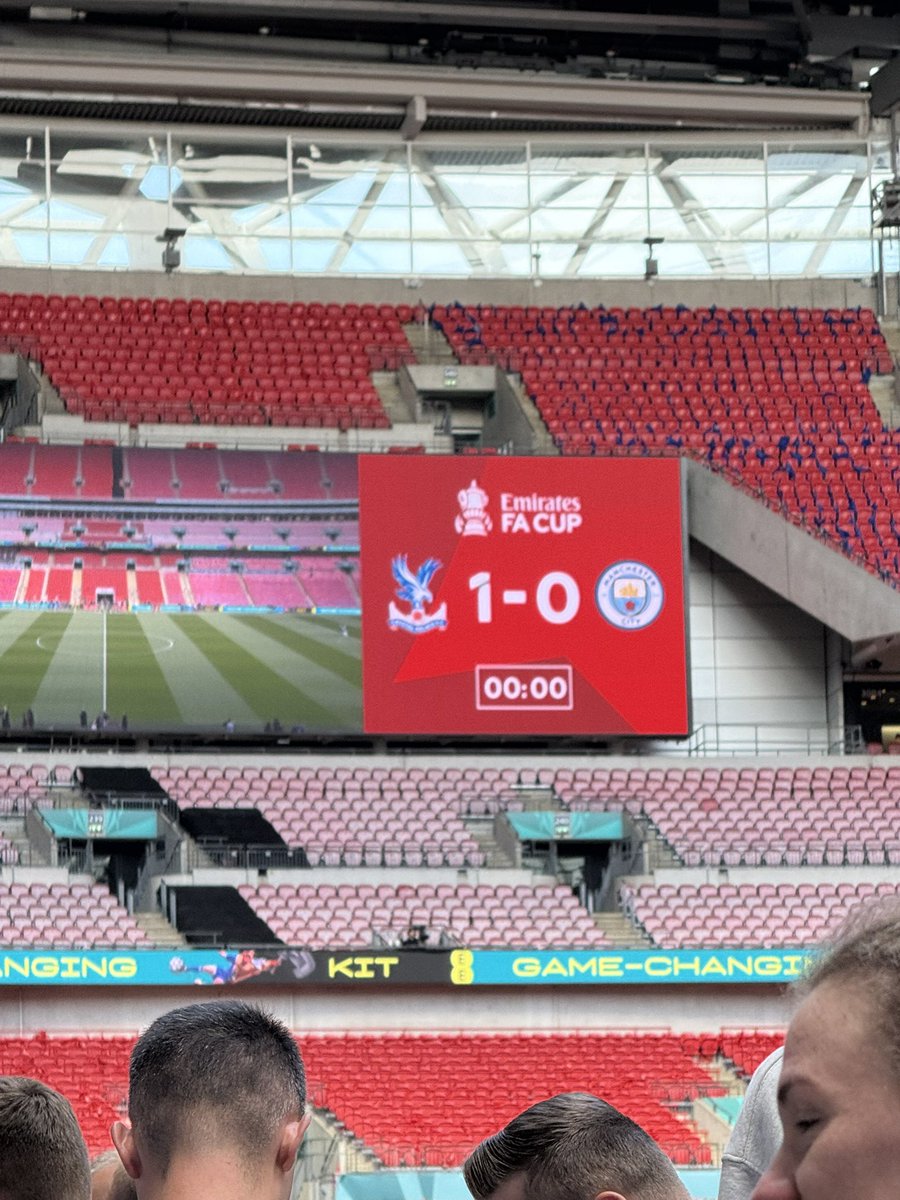 JohnSandyWalker's tweet photo. @CPFC They called it before the match even started…. https://t.co/XfbAAUN3Ix