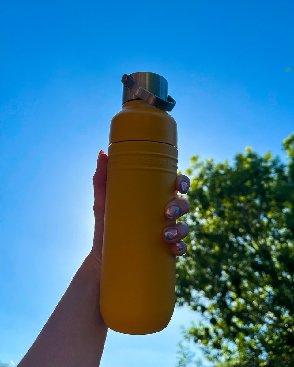 Whether you're soaking up the sun or keeping cool in the shade, our new On The Go Hydration Bottle is your must-have companion for staying refreshed in the heat.