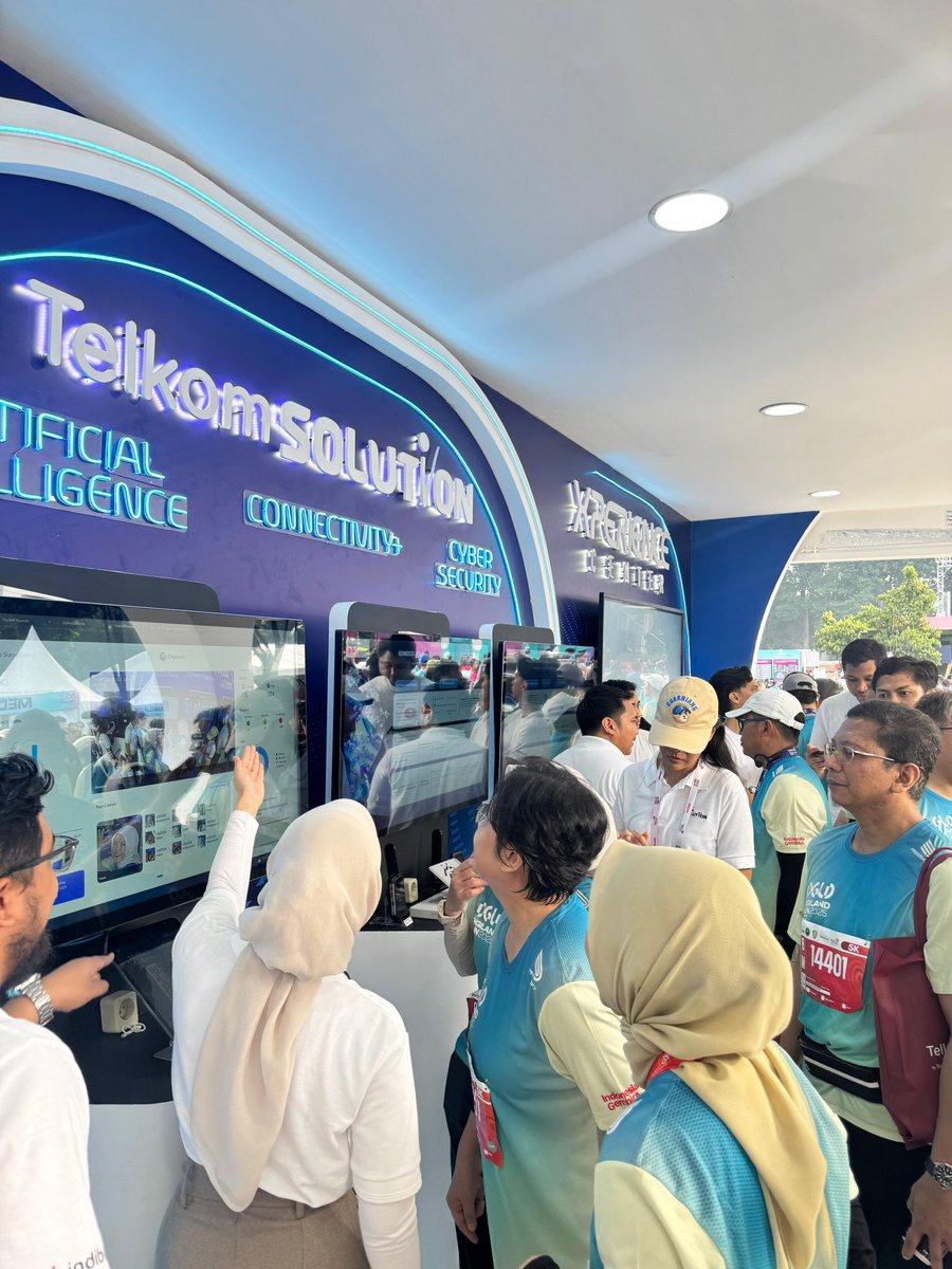 akhirnya ku dapat solusi yg terbaik dari  experience center Indibiz &amp; Telkom Solution utk awal pingin buat bisnis, smg lancar dgn ngikuti🙏😊 #IndibizExperienceCenter