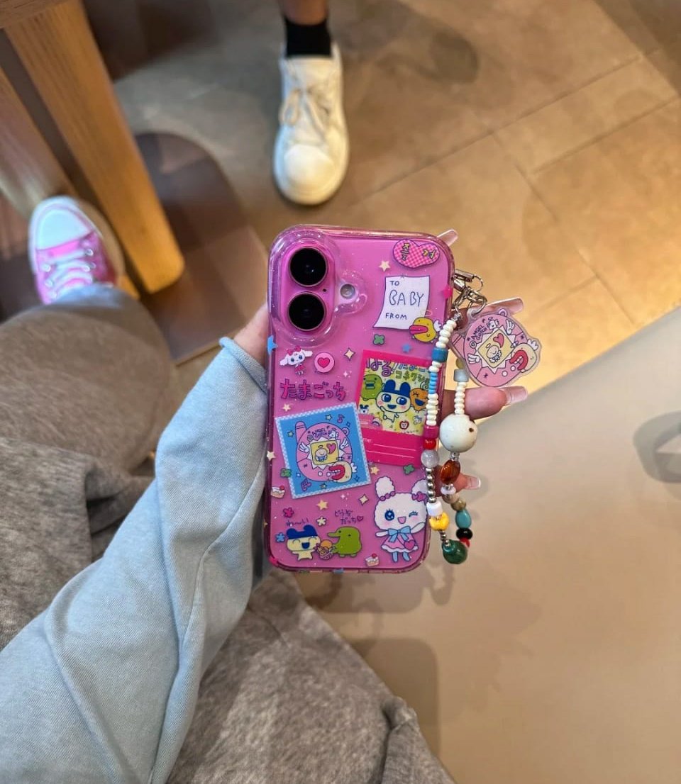 ppinkrosess's tweet photo. guysss, ada yang mau ikut pre-order tamagotchi case ini? 32k ajaaa https://t.co/voUbKwynl7