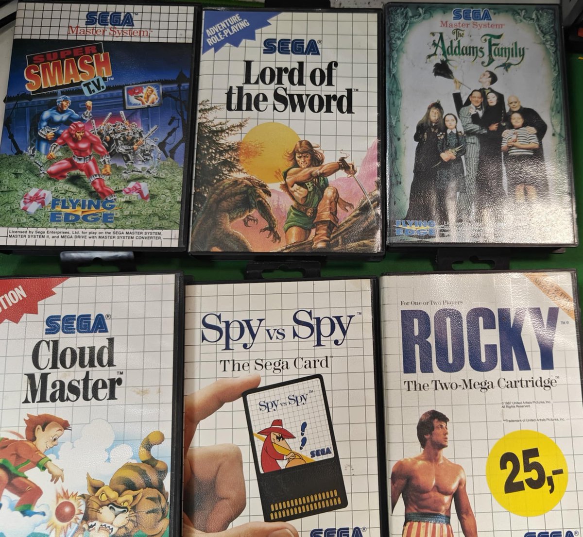 TzibuTwitch's tweet photo. Here is the new retro stuff that I unboxed into my collection live on Twitch 17.5.2025.
Part 1/4
#twitch #twitchtv #retro #unboxing #retrounboxing #retrocollector #sega #megadrive #mastersystem #ps2 #sony #ps1 #3d #laseractive #pioneer #wondermega2 https://t.co/K7C7shfJpX