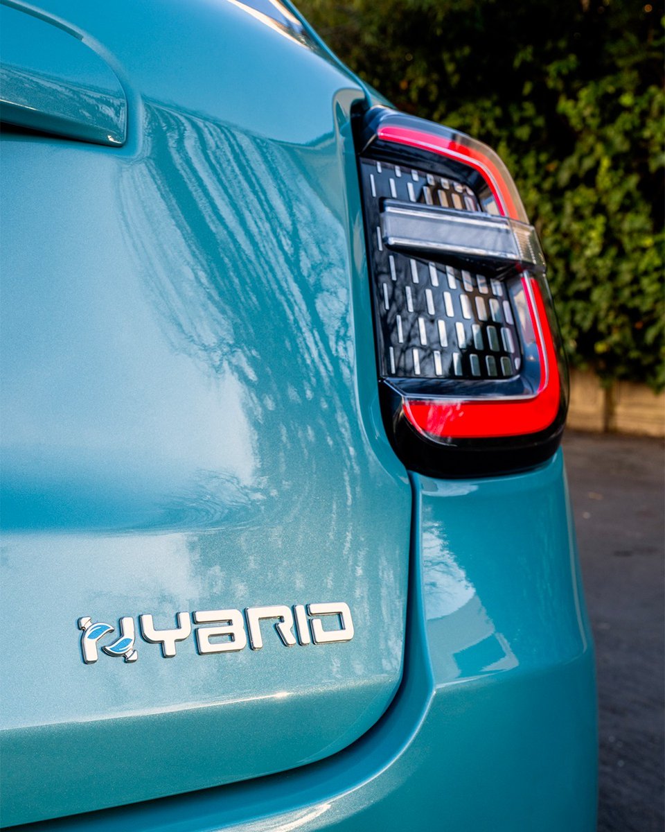 Why blend in when you can stand out?

The Fiat 600 is stylish, sustainable and built for modern living.

#Fiat #FiatUK