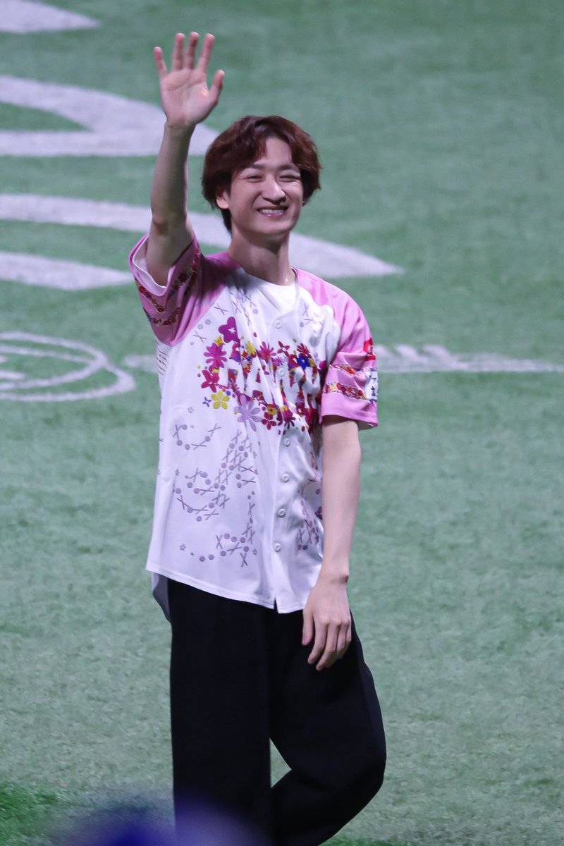 宮田くんの始球式⚾️観れて良かった💜さすがアイドル❕キラキラ王子様〜🤴
2025.05.18 ペイペイドーム
#KisMyFt2 #宮田俊哉 くん