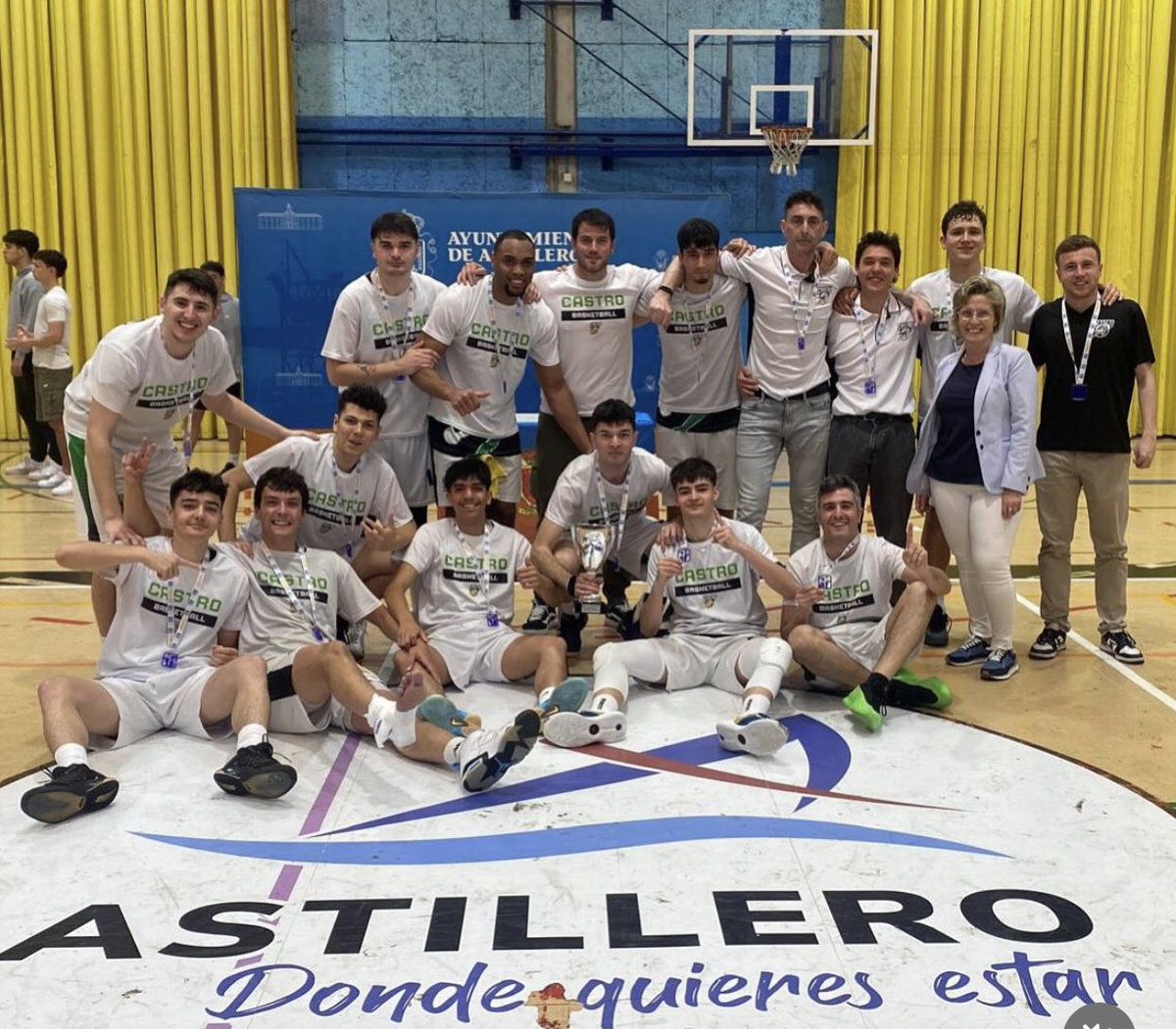 CASTROBASKET FISIONERGIA CAMPEÓN 🏆 

El equipo <a href="/CastroBasket/">Club CastroBasket</a> Fisioenergía, se ha proclamado Campeón de Liga 2ª Sénior Masculina 2025 tras ganar 49-57 a <a href="/FinancialB/">FinancialBroker</a> en la final.