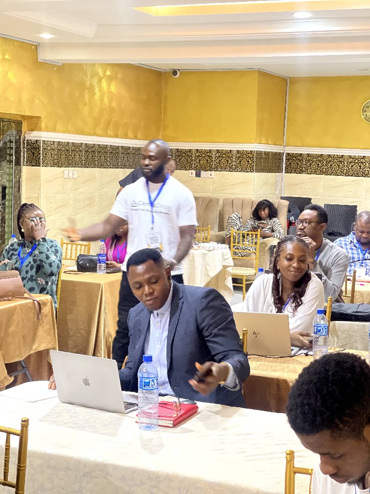 chriscodehead's tweet image. Honored to speak and facilitate at the 2-Day Career &amp;amp; Business Development Workshop hosted by #9thMarketplace in partnership with #Centadesk! 🙌

#TeamDevelopment #Leadership #CareerGrowth #Entrepreneurship #GrowthMindset