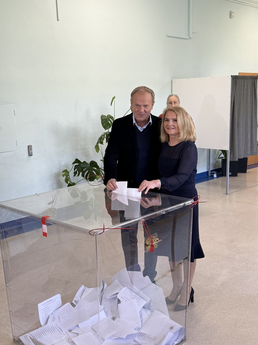 🗳️ Premier @DonaldTusk oddał głos w wyborach prezydenckich 🇵🇱