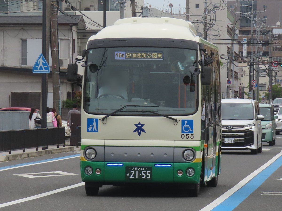 5/18 高槻市バス 芝生(営)055(2155) 日野2DG-HX9JLCE [10c]安満遺跡