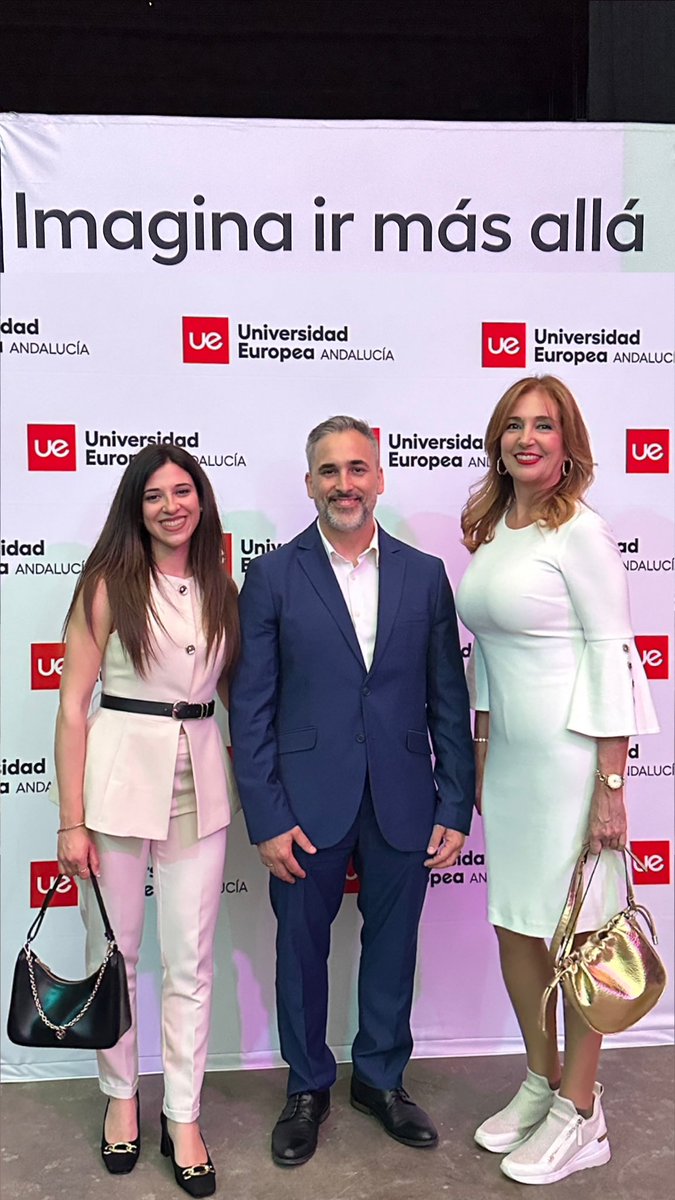 Ayer tuve el honor de asistir a un evento inspirador organizado por la <a href="/UEuropea/">Universidad Europea</a> 
Gracias por la invitación y por apostar por espacios donde el talento puede encontrar su rumbo.
Junto con Daniel Homigo, rector de la Universidad Europea Andaluza y Ana Cobos, presidenta de COPOE.