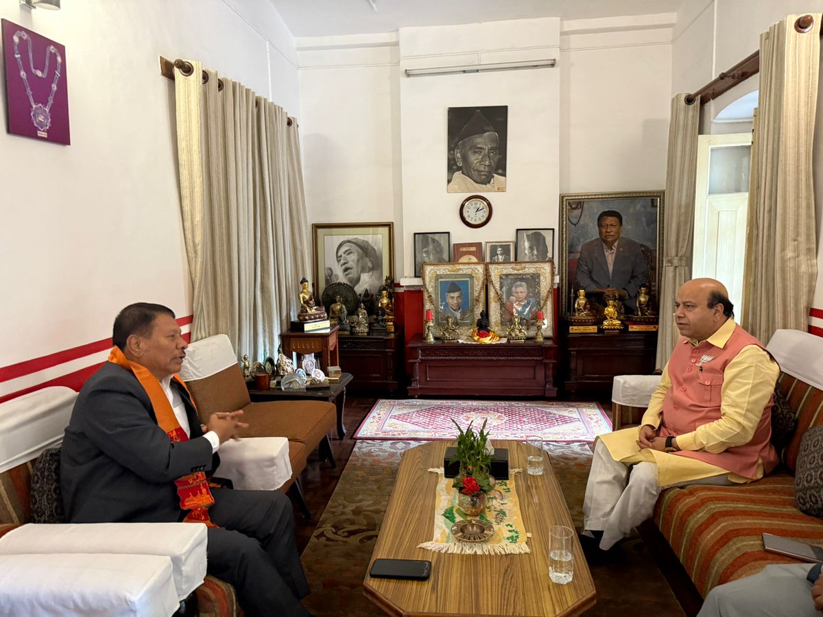 Prakash Man Singh (@pmsinghnc) on Twitter photo आज भारतीय जनता पार्टीका नेता, पूर्व विदेश विभाग प्रमुख विजय जोलीजीसँग भेट भयो ।  भेटका क्रममा नेपाल र भारतको द्विपक्षीय हित र आपसी  सम्बन्धलाई थप सुदृढ बनाउनेबारे सकारात्मक छलफल भयो। जोलीजीको नेपाल भ्रमणले द्विपक्षीय सम्बन्धमा सकारात्मक प्रभाव पार्ने विश्वास लिएको छु । आज भारतीय जनता पार्टीका नेता, पूर्व विदेश विभाग प्रमुख विजय जोलीजीसँग भेट भयो ।  भेटका क्रममा नेपाल र भारतको द्विपक्षीय हित र आपसी  सम्बन्धलाई थप सुदृढ बनाउनेबारे सकारात्मक छलफल भयो। जोलीजीको नेपाल भ्रमणले द्विपक्षीय सम्बन्धमा सकारात्मक प्रभाव पार्ने विश्वास लिएको छु ।