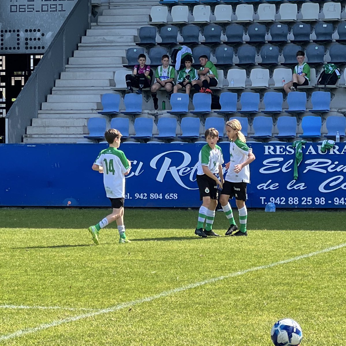 📰 RESULTADOS ALEVÍN 2013 | J. 1

<a href="/RSGimnastica/">RS Gimnástica de Torrelavega</a> 3 - 2 <a href="/Paduraclub/">CD PADURA</a>
<a href="/BezanaOficial/">CD Bezana</a> 0 - 1 <a href="/velardecf/">Velarde CF</a>

<a href="/RacingCantera/">Cantera | Real Racing Club</a> 2 - 0 <a href="/clubportugalete/">Club Portugalete</a>
<a href="/cdtropezon/">CD Tropezón</a> 4 - 0 <a href="/rayosantacruz/">RAYO SANTA CRUZ</a>

#BMWGrublauMaleconCup2025