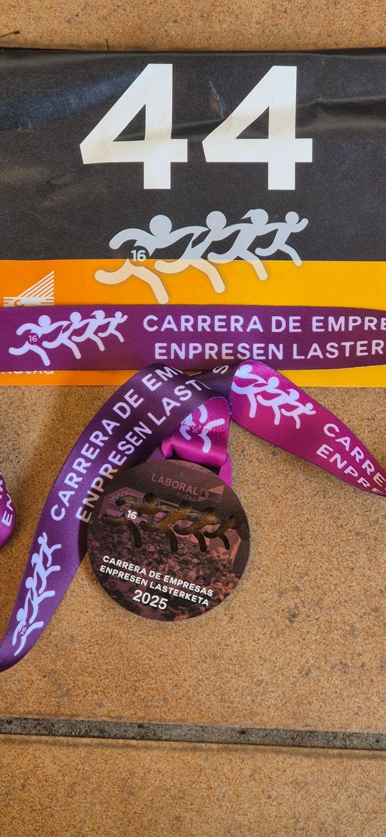 Carrera de empresas 2025 en #donosti #gipuzkoa Zorionak a todos los participantes. Bonito día para disfrutar en equipo. #Carreradempresas