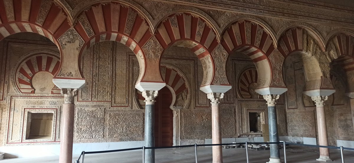 Mil gracias por el regalo que <a href="/CAMedinaAzahara/">CA Medina Azahara</a> ha hecho al profesorado del <a href="/cepcordoba/">CEP Córdoba</a> en el #DiaInternacionalDeLosMuseos 
¡Que joya tenemos en Córdoba!
ESPECTACULAR ❤️😍 <a href="/PepeMoraga/">José Moraga Campos</a>