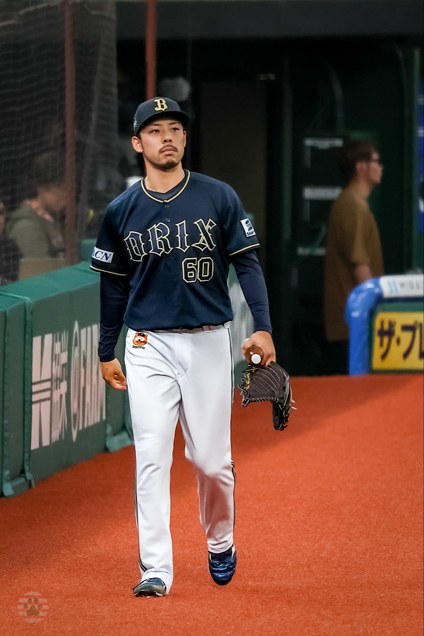 オリックスバファローズ　本田圭佑　ユニフォーム　Lサイズ　未使用 オリックスバファローズ 本田圭佑 ユニフォーム Lサイズ 未使用