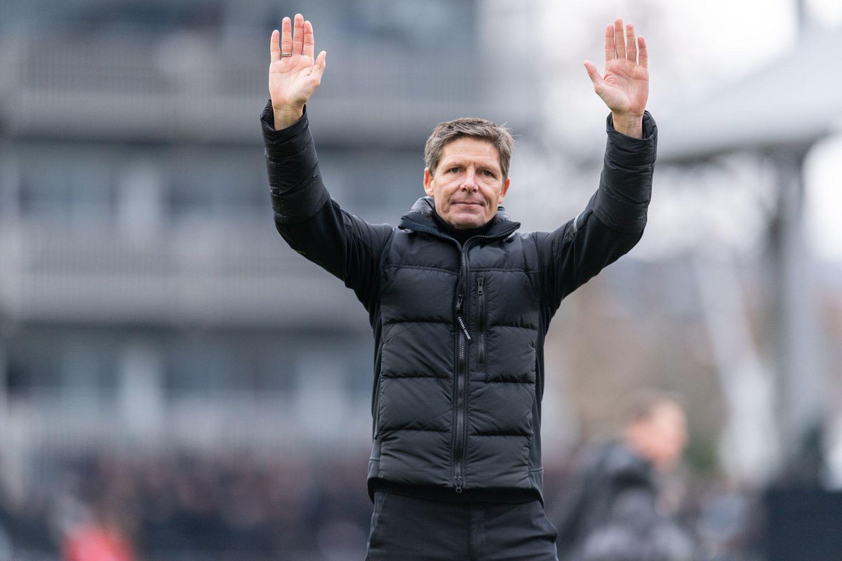 Oliver Glasner 🗣️

“The biggest achievement is not lifting the trophy, it’s giving tens of thousands of South Londoners a moment for their life. Maybe they have some problems at home. We gave them hours and days when they can forget all of this."

Nailed it. ❤️