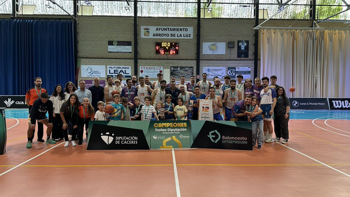 <a href="/CPMiralvalle/">CP Miralvalle</a> <a href="/SanAntonioCc/">San Antonio Cáceres Basket</a> <a href="/jovendeportEXT/">Jóvenes y Deportes Extremadura</a> <a href="/DiputacionCC/">DiputacionCC</a> 🏆 #TiempodeFinales | Trofeo Diputación de Cáceres Masculino

¡Final del partido! El Chef Alia-Josefina Club es campeón

<a href="/CPMiralvalle/">CP Miralvalle</a> 7️⃣6️⃣
<a href="/SanAntonioCc/">San Antonio Cáceres Basket</a> 8️⃣4️⃣

🏟️Pabellón Municipal Nuestra Señora de la Luz
📊 App Afición FExB

#BaloncestoExtremadura 
<a href="/jovendeportEXT/">Jóvenes y Deportes Extremadura</a>
<a href="/DiputacionCC/">DiputacionCC</a>