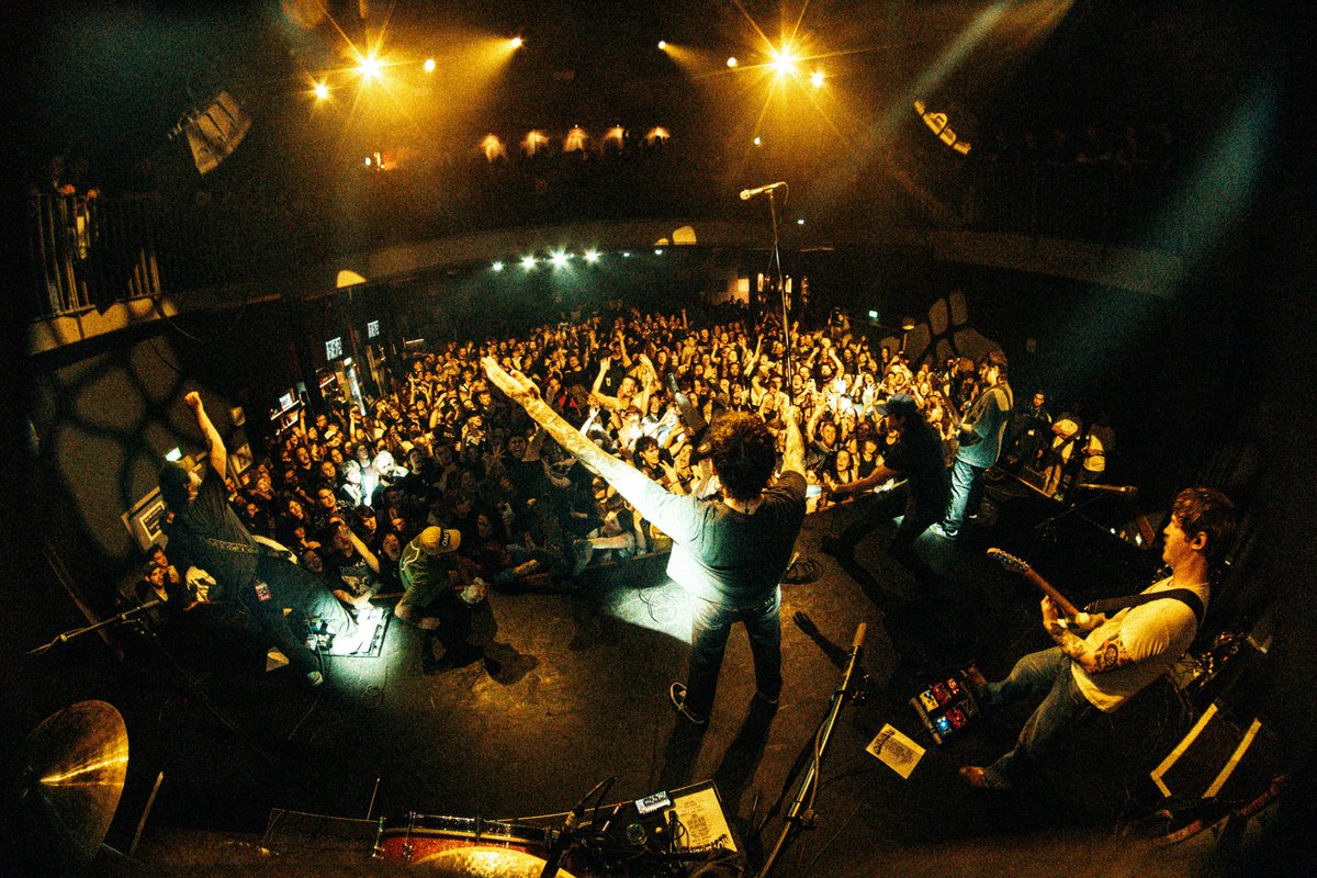 Thank you, Berlin! 🇩🇪

We only have 3 more EU shows until Slam Dunk 

TONIGHT - Cologne, DE at Kantine Tuesday - Hamburg, DE at Knust
Wednesday - Utrecht, NL at TivoliVredenburg

All these shows have low tickets available

photos by <a href="/anthnypurcella/">anthony</a>