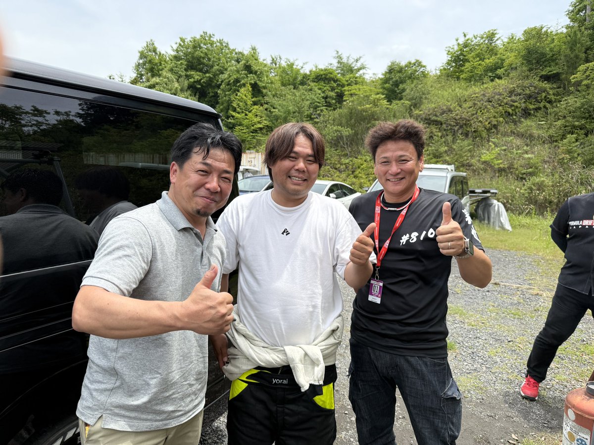yoraaai's tweet photo. むねお君と2人で帰ってます、思い出の写真貼っておきます！

と思ったら以外と写真撮ってなかった、、、
変態チャンプと撮ったけど貰うの忘れてた、ガレドリさんとも撮りたかった😭 https://t.co/0QBSVRwCIw