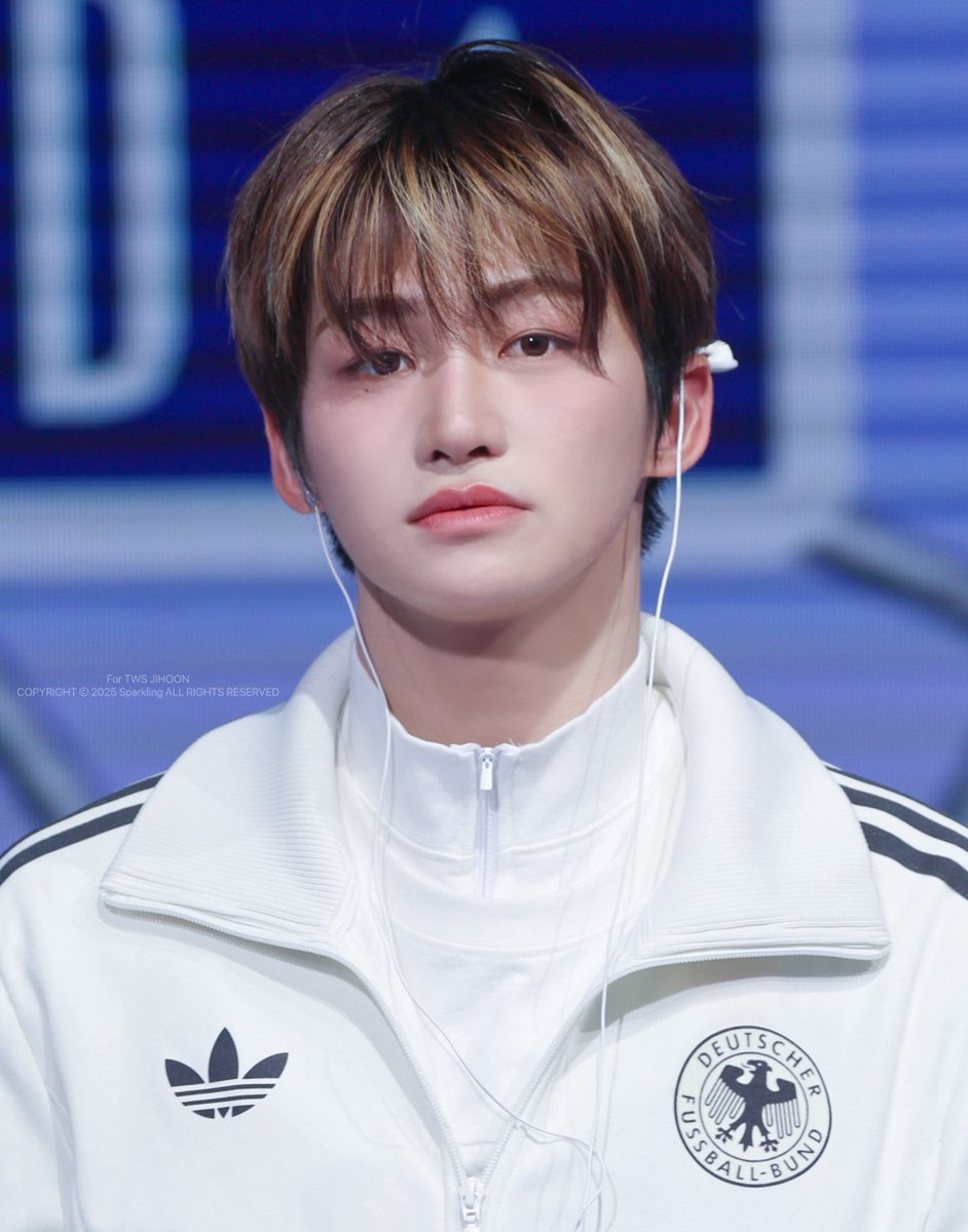 뾰족이

250505 뮤직플랜트
#TWS #투어스 #トゥアス #JIHOON #지훈 #한지훈 #해파리 #ジフン