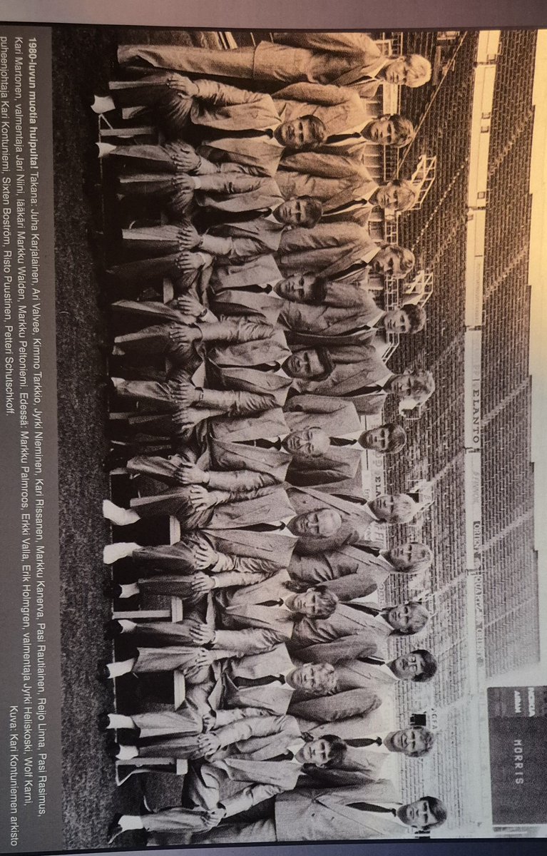 Onhan nämä mahtavia muistoja tallenettavaksi .  Seurassa on  vuodesta 1907 alkaen hyödynnetty aina viimeistä toimivaakäsillä olevaa tietoa. Kuva Kari Kontuniemi arkisto.