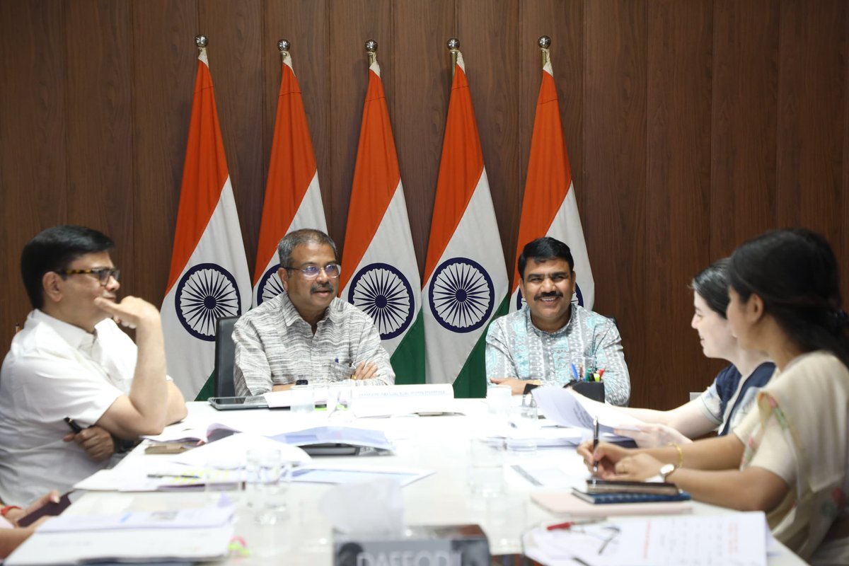 dpradhanbjp's tweet photo. Together with Minister of School and Mass Education, Govt. of Odisha, Shri @NityanandaBJP reviewed the school education landscape of the State, upgradation of school infrastructure, preparation of textbooks and teaching learning materials in alignment with the NCF, capacity building of teachers, implementation of NEP 2020 and other sectoral schemes, including PM Poshan and Samagra Shiksha. 

Glad to learn that @SMEOdisha is conducting a comprehensive door-to-door survey to identify out-of-school children with the objective to mainstream every child into the education system with targeted interventions. Compliment Odisha govt. for this significant effort. The double engine govt. in Odisha is working on mission-mode to universalise access to quality education, promote equity and elevate nutritional and educational status of children. Pleased with the efforts that are being made to incorporate local and cultural elements of Odisha into the state curriculum to ensure textbooks and teaching learning materials resonate with the unique spirit and needs of Odisha. 

PM Shri @narendramodi ji’s govt. at the Centre is committed to support Odisha in redefining and modernising  education to meet 21st century aspirations and pave the way for a #ViksitOdisha and #ViksitBharat.
