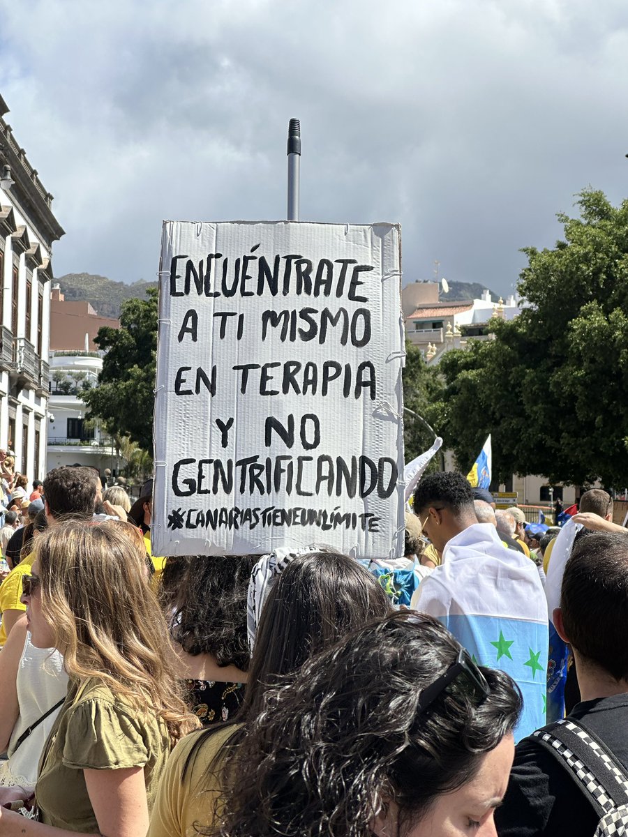 DavidCuestaTV's tweet photo. Mucho por lo que luchar. 

#CanariasTieneUnLímite https://t.co/3nCNDkxcOW