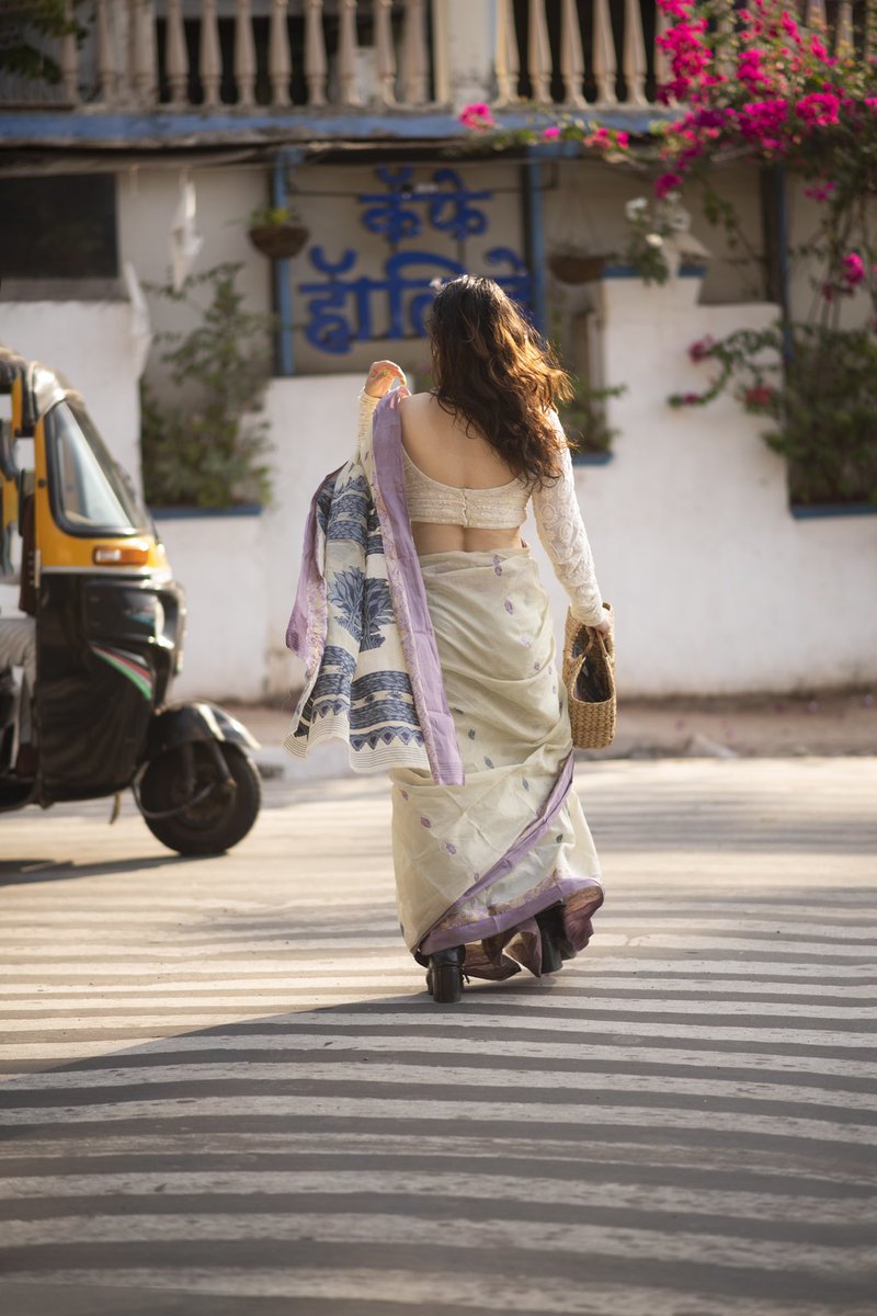 Mumbai
For Aditri Looms and Crafts