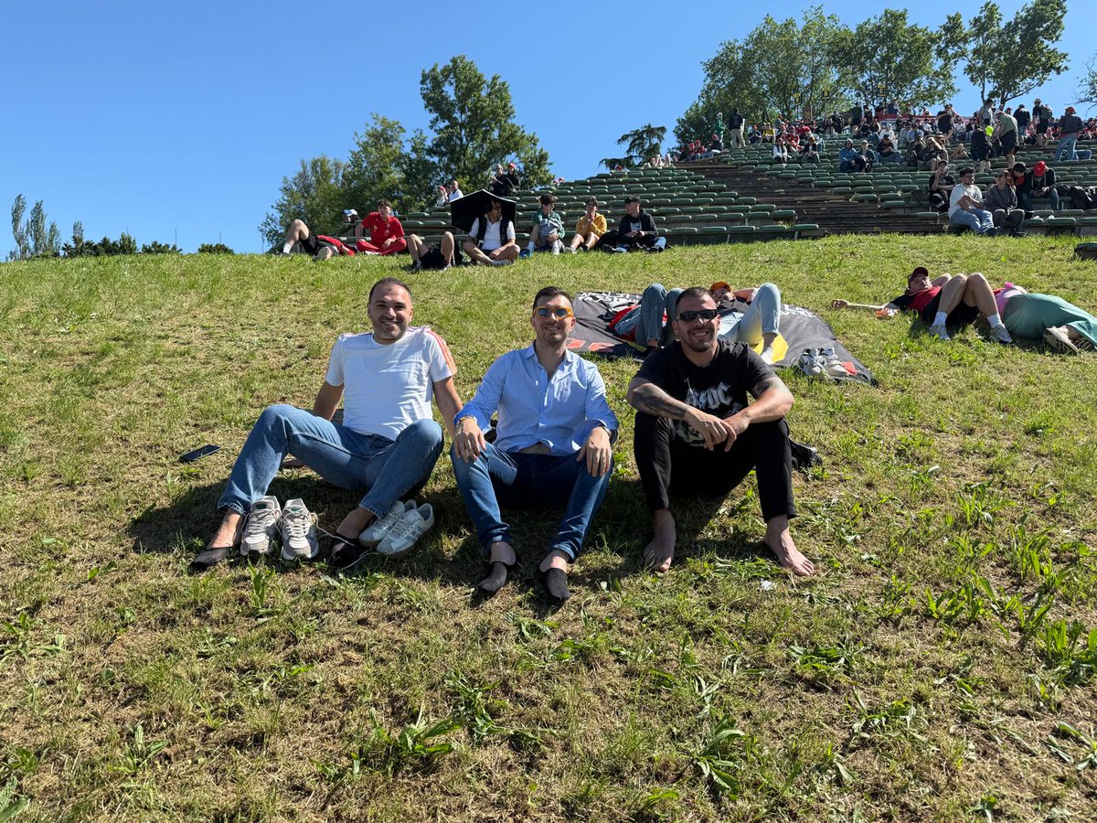 LettieriN90's tweet image. Un fine settimana a #Bologna inteso, emozionante e con tanti kg in più. #EmiliaRomagnaGP #Buffa