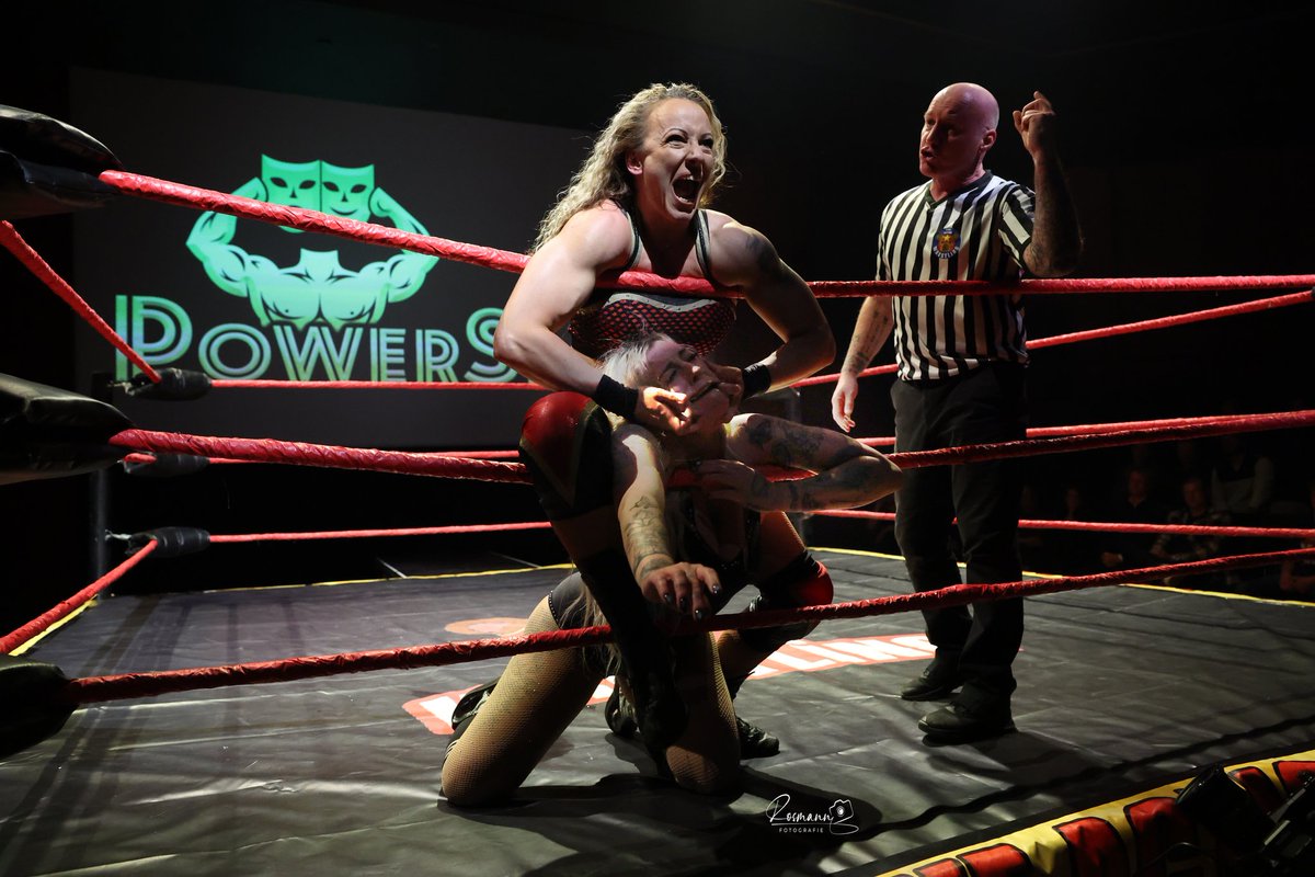 Causing chaos in the Netherlands. 
Don't forget your stretches and smiles people 😁

#liveactionwrestling #powerslam #wrestling