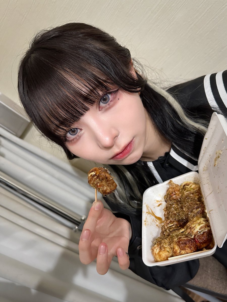 澤村光彩【KIRARI】 マネージャー tweet media