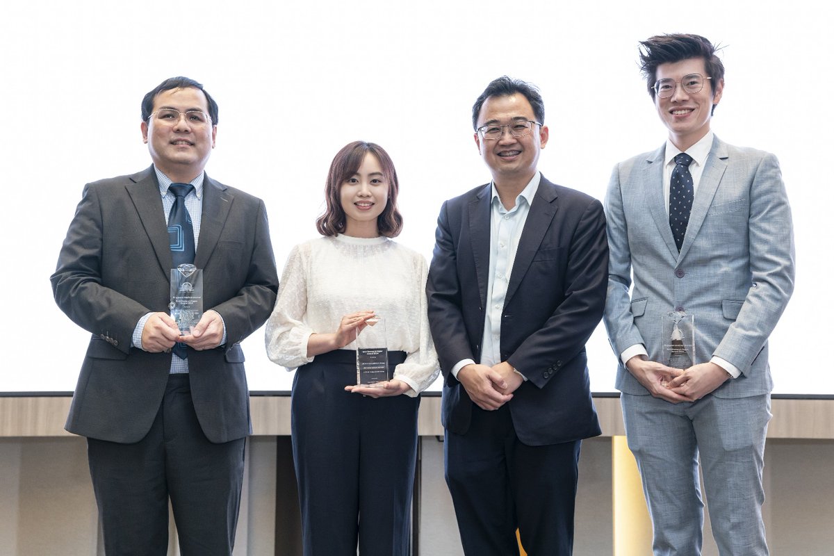 🌟 Excellence in Medical Research: SMJ Best Paper Award Recipients Honoured at SMA Annual Dinner 2025!

We're proud to honour the outstanding recipients of our 2024 SMJ Best Research Paper Awards at yesterday's Singapore Medical Association Annual Dinner.

Congratulations to