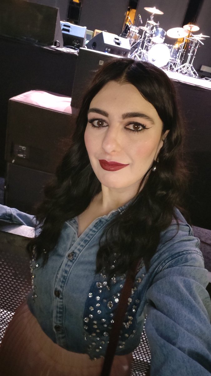AGiuliaFiorillo's tweet photo. Ieri sera al concerto di Alex Britti ππ€πΈπ΅πΆπΆ Molto bello!
#AlexBritti
#concerto
#ierisera
#musica
#musicalive
#chitarraevoce https://t.co/yfjnTQTNgx