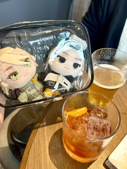すぜちゃんとアルビ観ながら飲んだよ ボンベイサファイアのことすたんだと思ってるからつい頼んじゃう(?) 