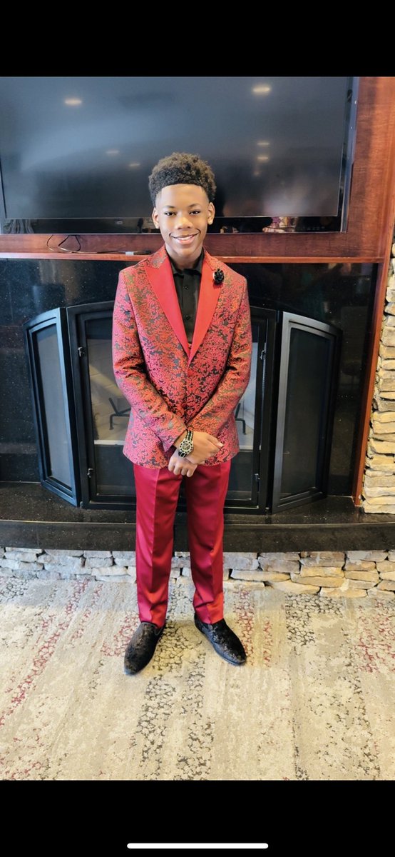rick_sweat_76's tweet image. My boy clean af!! 💪🏽💯👌🏽🫡
#8thgradeprom
#thebabyboy
