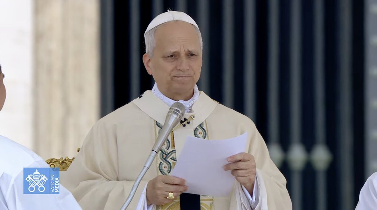 Pope after Mass at Regina Coeli: “During Mass I strongly felt the spiritual presence of Pope Francis accompanying us from heaven.”