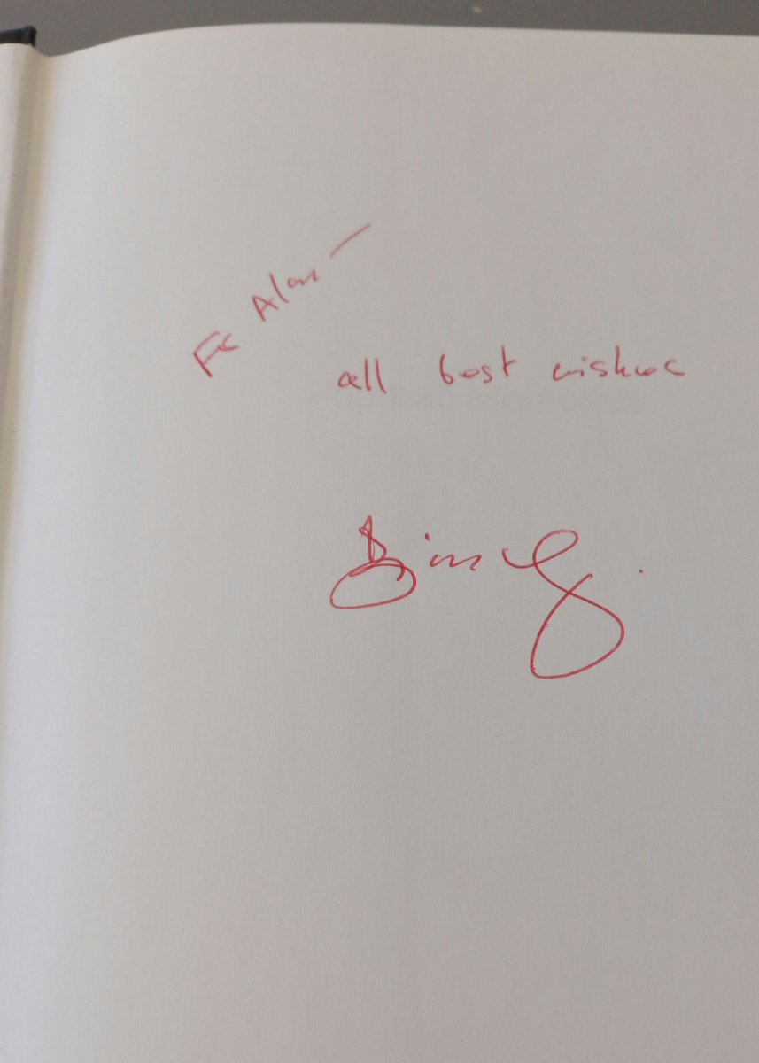 AlanEnglish9's tweet image. Great to read warm tributes to #BrianGlanville by Martin Samuel & @JNorthcroft in The Sunday Times. Brian sat beside me when making his weekly visit to the ST after he'd returned to the paper. It was always an education - and fun. This fine memoir came out around then. A legend